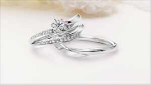 婚約指輪と結婚指輪ペアの３本ご一緒の場合